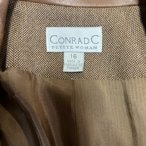 Conrad c tan skirt set - Picture 8 of 8